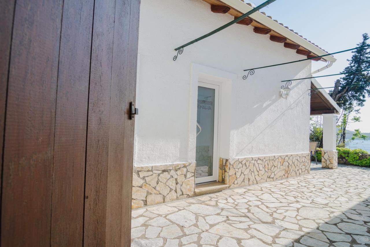 Villa Theodora View Apartments Thalia Agios Georgios Pagon Bagian luar foto